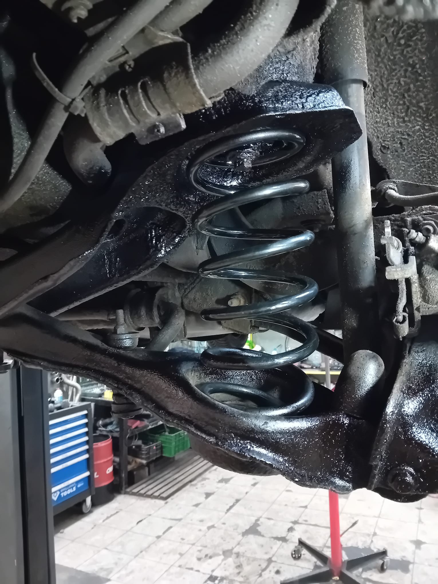 Nowa sprężyna zawieszenia